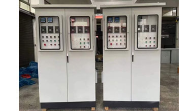 浙江威柜電氣有限公司是一家集研發、生產、銷售為一體的生產制造企業,產品主要涉及框架型材控制柜,仿威圖控制箱,操作臺,仿威圖柜,仿威圖機柜,不銹鋼機柜等中高端鈑金產品。威柜電氣出品必出精品，這不又一批仿威圖柜發走！